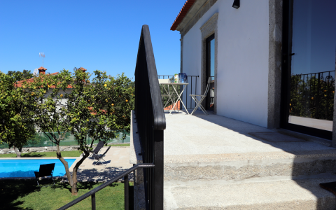 t2-casa-mestre-exterior-escada